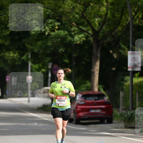 15.06.2025 - REWE Women's Run Dr. Thomas Lammeyer http://msf.ph/oto/7971004 15.06.2025 10:00:12 Laufen 10694 meine-sportfotos.de