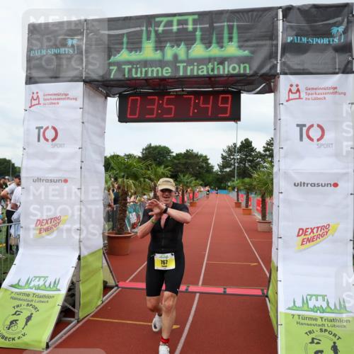 15.06.2025 - 7 Türme Triathlon Michael Strokosch http://msf.ph/oto/7971076 15.06.2025 13:57:48 Ziel 767 meine-sportfotos.de