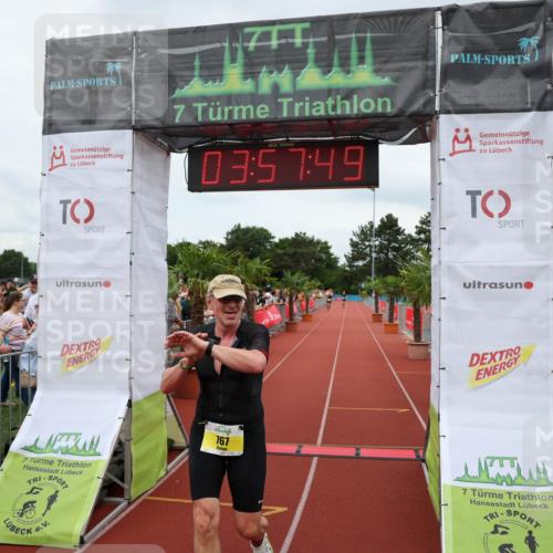 15.06.2025 - 7 Türme Triathlon Michael Strokosch http://msf.ph/oto/7971083 15.06.2025 13:57:49 Ziel 767 meine-sportfotos.de