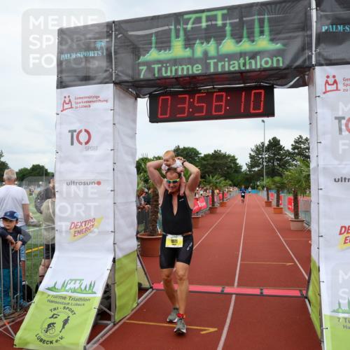 15.06.2025 - 7 Türme Triathlon Michael Strokosch http://msf.ph/oto/7971135 15.06.2025 13:58:10 Ziel 1071 meine-sportfotos.de