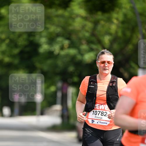 15.06.2025 - REWE Women's Run Dr. Thomas Lammeyer http://msf.ph/oto/7971169 15.06.2025 10:00:21 Laufen 10782 meine-sportfotos.de