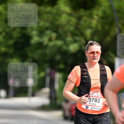15.06.2025 - REWE Women's Run Dr. Thomas Lammeyer http://msf.ph/oto/7971177 15.06.2025 10:00:21 Laufen 0782 meine-sportfotos.de
