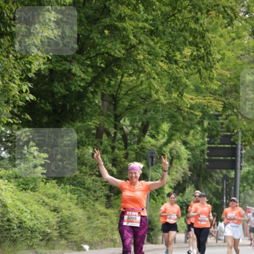 15.06.2025 - REWE Women's Run Jannik Wohlers http://msf.ph/oto/7971199 15.06.2025 10:06:22 Laufen 6010, 5635, 5086, 5099 meine-sportfotos.de