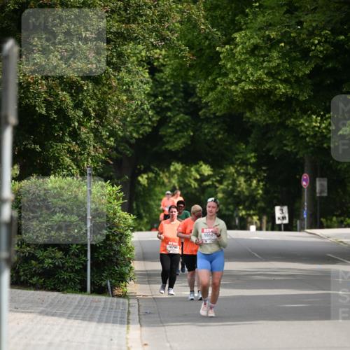 15.06.2025 - REWE Women's Run Dr. Thomas Lammeyer http://msf.ph/oto/7971200 15.06.2025 10:00:23 Laufen 10790, 10187 meine-sportfotos.de