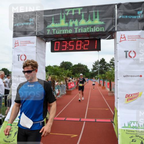 15.06.2025 - 7 Türme Triathlon Michael Strokosch http://msf.ph/oto/7971201 15.06.2025 13:58:21 Ziel 851, 973, 1045 meine-sportfotos.de
