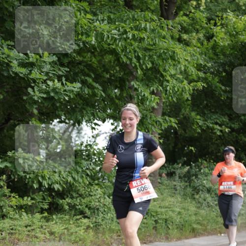 15.06.2025 - REWE Women's Run Jannik Wohlers http://msf.ph/oto/7971227 15.06.2025 10:06:23 Laufen 5068, 5186 meine-sportfotos.de