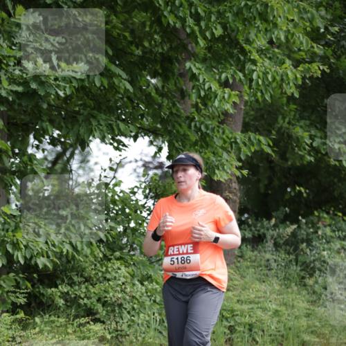 15.06.2025 - REWE Women's Run Jannik Wohlers http://msf.ph/oto/7971265 15.06.2025 10:06:24 Laufen 5186 meine-sportfotos.de