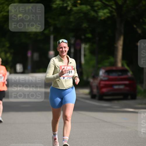 15.06.2025 - REWE Women's Run Dr. Thomas Lammeyer http://msf.ph/oto/7971273 15.06.2025 10:00:32 Laufen 81 meine-sportfotos.de