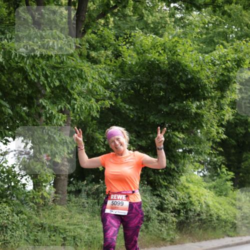 15.06.2025 - REWE Women's Run Jannik Wohlers http://msf.ph/oto/7971282 15.06.2025 10:06:26 Laufen 5099 meine-sportfotos.de