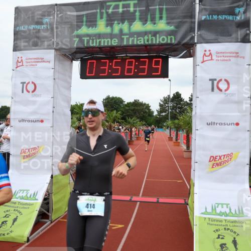 15.06.2025 - 7 Türme Triathlon Michael Strokosch http://msf.ph/oto/7971330 15.06.2025 13:58:39 Ziel 414, 763 meine-sportfotos.de