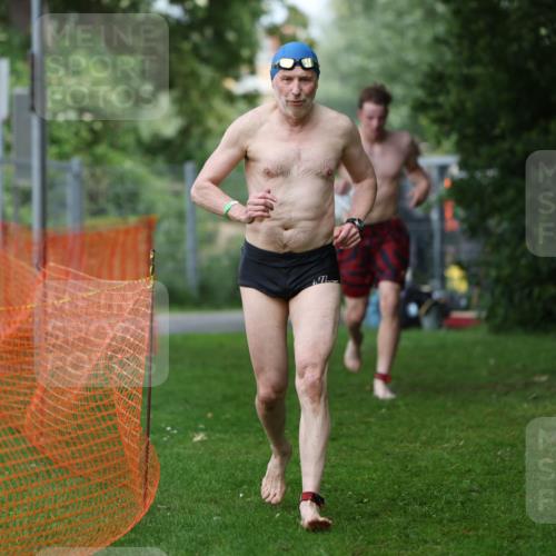 15.06.2025 - 7 Türme Triathlon Michael Strokosch http://msf.ph/oto/7971340 15.06.2025 12:59:44 Schwimmen 191, 892, 1008, 1082, 1088 meine-sportfotos.de