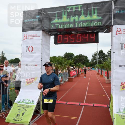 15.06.2025 - 7 Türme Triathlon Michael Strokosch http://msf.ph/oto/7971351 15.06.2025 13:58:44 Ziel 414, 763, 805 meine-sportfotos.de