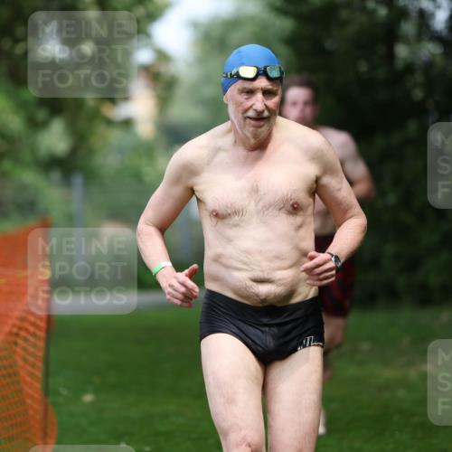 15.06.2025 - 7 Türme Triathlon Michael Strokosch http://msf.ph/oto/7971376 15.06.2025 12:59:45 Schwimmen 191, 892, 1008, 1082, 1088 meine-sportfotos.de