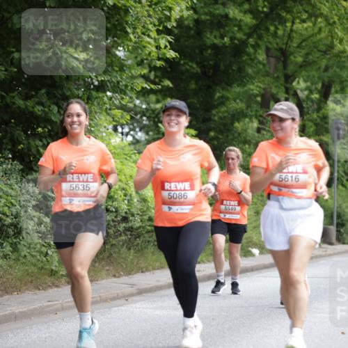 15.06.2025 - REWE Women's Run Jannik Wohlers http://msf.ph/oto/7971396 15.06.2025 10:06:29 Laufen 5635, 5086, 5549, 5616, 5299 meine-sportfotos.de