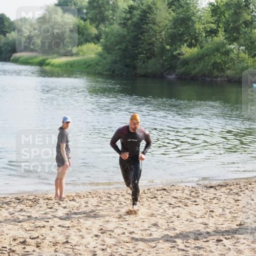 21.06.2025 - 27. Vierlanden-Triathlon MichiJ http://msf.ph/oto/7971410 15.06.2026 08:29:25 Schwimmen 4, 51 meine-sportfotos.de