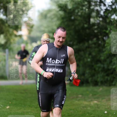 15.06.2025 - 7 Türme Triathlon Michael Strokosch http://msf.ph/oto/7971479 15.06.2025 13:00:23 Schwimmen 193, 705, 1092 meine-sportfotos.de