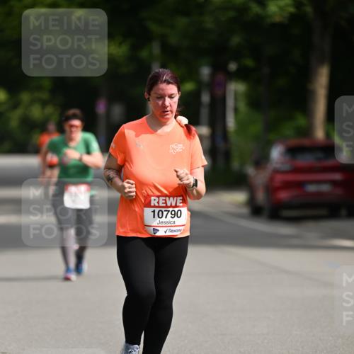 15.06.2025 - REWE Women's Run Dr. Thomas Lammeyer http://msf.ph/oto/7971488 15.06.2025 10:00:40 Laufen 281, 10790 meine-sportfotos.de