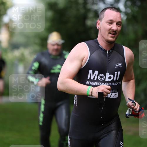 15.06.2025 - 7 Türme Triathlon Michael Strokosch http://msf.ph/oto/7971510 15.06.2025 13:00:25 Schwimmen 193, 705, 1092 meine-sportfotos.de