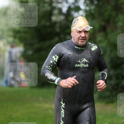 15.06.2025 - 7 Türme Triathlon Michael Strokosch http://msf.ph/oto/7971537 15.06.2025 13:00:26 Schwimmen 193, 705, 1092 meine-sportfotos.de