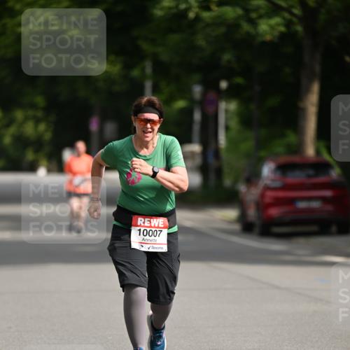 15.06.2025 - REWE Women's Run Dr. Thomas Lammeyer http://msf.ph/oto/7971548 15.06.2025 10:00:45 Laufen 10007 meine-sportfotos.de
