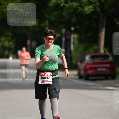 15.06.2025 - REWE Women's Run Dr. Thomas Lammeyer http://msf.ph/oto/7971561 15.06.2025 10:00:46 Laufen 10007 meine-sportfotos.de