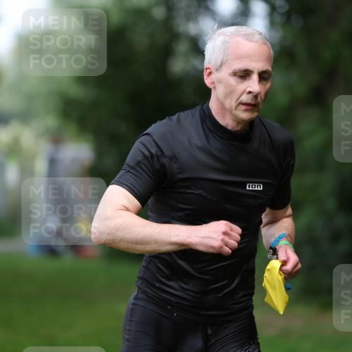 15.06.2025 - 7 Türme Triathlon Michael Strokosch http://msf.ph/oto/7971600 15.06.2025 13:00:35 Schwimmen 193, 705 meine-sportfotos.de
