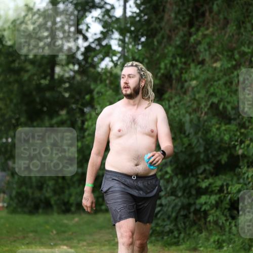 15.06.2025 - 7 Türme Triathlon Michael Strokosch http://msf.ph/oto/7971608 15.06.2025 13:00:55 Schwimmen 847, 1200 meine-sportfotos.de