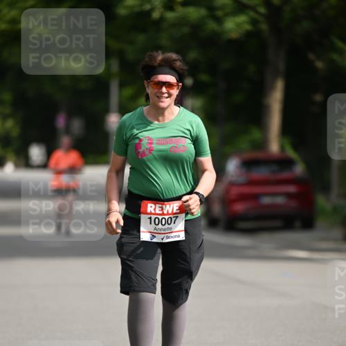 15.06.2025 - REWE Women's Run Dr. Thomas Lammeyer http://msf.ph/oto/7971614 15.06.2025 10:00:47 Laufen 10007 meine-sportfotos.de