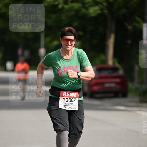 15.06.2025 - REWE Women's Run Dr. Thomas Lammeyer http://msf.ph/oto/7971624 15.06.2025 10:00:47 Laufen 10007 meine-sportfotos.de