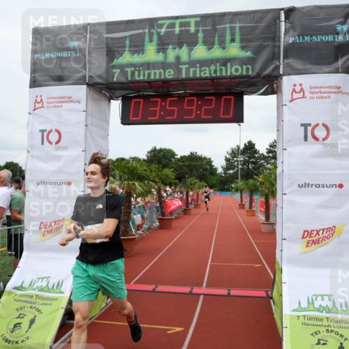 15.06.2025 - 7 Türme Triathlon Michael Strokosch http://msf.ph/oto/7971629 15.06.2025 13:59:20 Ziel 157, 708, 1019, 1167 meine-sportfotos.de