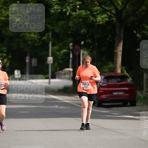 15.06.2025 - REWE Women's Run Dr. Thomas Lammeyer http://msf.ph/oto/7971653 15.06.2025 10:00:56 Laufen 15, 22, 10828 meine-sportfotos.de
