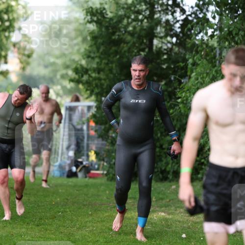 15.06.2025 - 7 Türme Triathlon Michael Strokosch http://msf.ph/oto/7971658 15.06.2025 13:01:03 Schwimmen 759, 847, 972, 1080, 1096, 1192, 1200 meine-sportfotos.de
