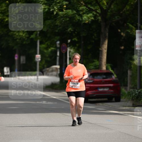 15.06.2025 - REWE Women's Run Dr. Thomas Lammeyer http://msf.ph/oto/7971665 15.06.2025 10:00:56 Laufen 10828 meine-sportfotos.de