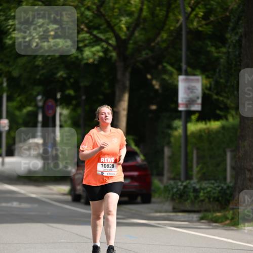 15.06.2025 - REWE Women's Run Dr. Thomas Lammeyer http://msf.ph/oto/7971729 15.06.2025 10:00:57 Laufen 10828 meine-sportfotos.de