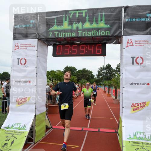 15.06.2025 - 7 Türme Triathlon Michael Strokosch http://msf.ph/oto/7971774 15.06.2025 13:59:46 Ziel 611, 792, 812, 952, 1075, 1193 meine-sportfotos.de