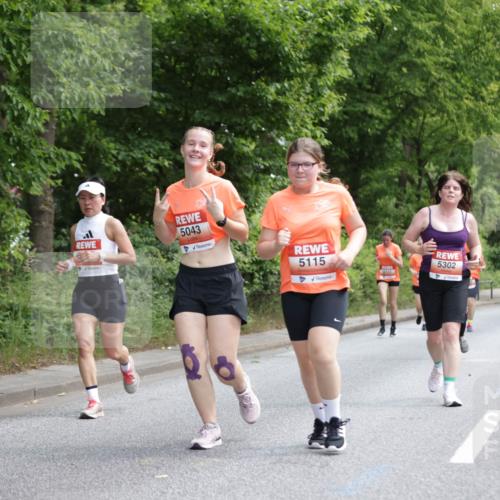 15.06.2025 - REWE Women's Run Jannik Wohlers http://msf.ph/oto/7971900 15.06.2025 10:06:40 Laufen 5043, 5115, 5302 meine-sportfotos.de