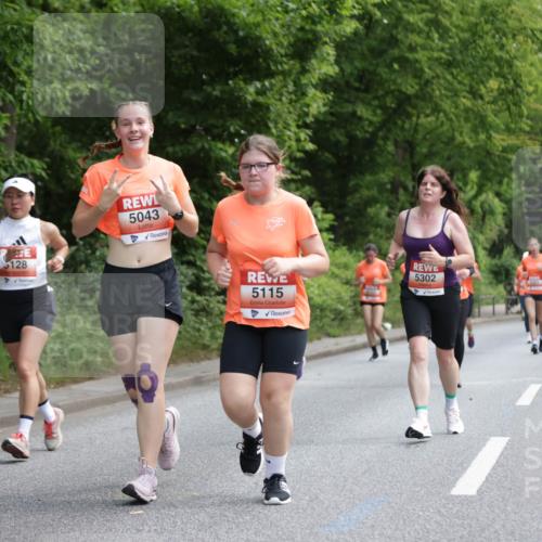 15.06.2025 - REWE Women's Run Jannik Wohlers http://msf.ph/oto/7971903 15.06.2025 10:06:40 Laufen 128, 5043, 5115, 5302 meine-sportfotos.de