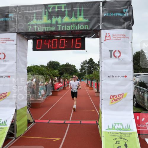 15.06.2025 - 7 Türme Triathlon Michael Strokosch http://msf.ph/oto/7971975 15.06.2025 14:00:15 Ziel 496, 551, 938 meine-sportfotos.de