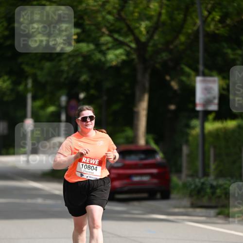 15.06.2025 - REWE Women's Run Dr. Thomas Lammeyer http://msf.ph/oto/7971981 15.06.2025 10:01:11 Laufen 10804 meine-sportfotos.de