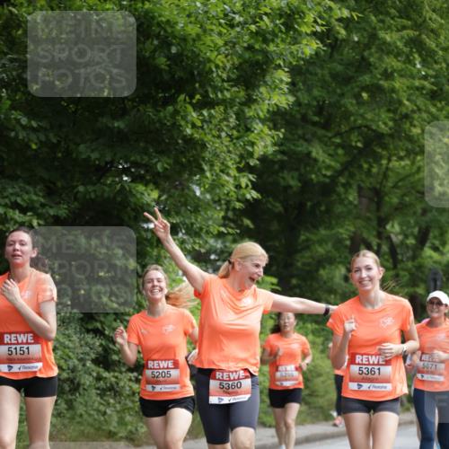 15.06.2025 - REWE Women's Run Jannik Wohlers http://msf.ph/oto/7971983 15.06.2025 10:06:45 Laufen 5151, 5205, 5360, 5295, 5361, 5071 meine-sportfotos.de