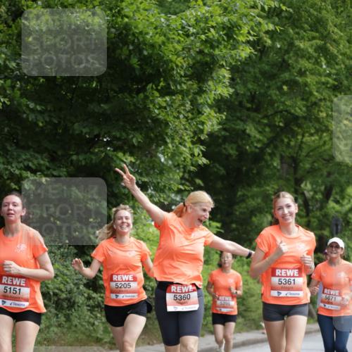 15.06.2025 - REWE Women's Run Jannik Wohlers http://msf.ph/oto/7971998 15.06.2025 10:06:45 Laufen 5151, 5205, 5360, 5295, 5361, 5071 meine-sportfotos.de