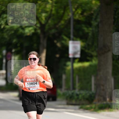 15.06.2025 - REWE Women's Run Dr. Thomas Lammeyer http://msf.ph/oto/7972035 15.06.2025 10:01:12 Laufen 10804 meine-sportfotos.de