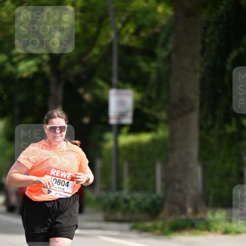 15.06.2025 - REWE Women's Run Dr. Thomas Lammeyer http://msf.ph/oto/7972053 15.06.2025 10:01:12 Laufen 0804 meine-sportfotos.de
