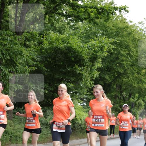 15.06.2025 - REWE Women's Run Jannik Wohlers http://msf.ph/oto/7972068 15.06.2025 10:06:46 Laufen 5205, 5360, 5361, 5071 meine-sportfotos.de