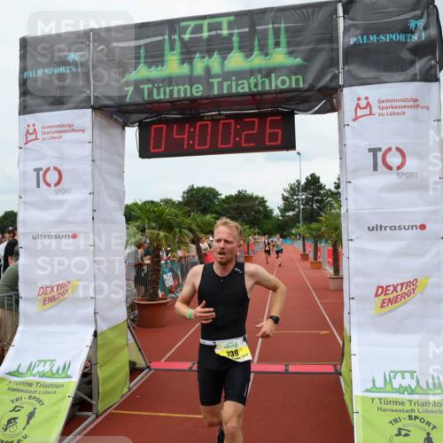 15.06.2025 - 7 Türme Triathlon Michael Strokosch http://msf.ph/oto/7972093 15.06.2025 14:00:26 Ziel 551, 739, 942, 1073, 1132, 1143 meine-sportfotos.de