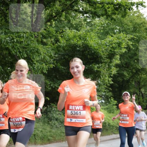 15.06.2025 - REWE Women's Run Jannik Wohlers http://msf.ph/oto/7972124 15.06.2025 10:06:47 Laufen 5, 5360, 5361, 5295, 5071 meine-sportfotos.de