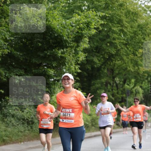 15.06.2025 - REWE Women's Run Jannik Wohlers http://msf.ph/oto/7972140 15.06.2025 10:06:48 Laufen 5071, 5637 meine-sportfotos.de