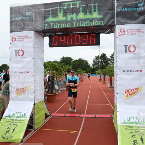 15.06.2025 - 7 Türme Triathlon Michael Strokosch http://msf.ph/oto/7972152 15.06.2025 14:00:36 Ziel 986, 1132, 1143 meine-sportfotos.de