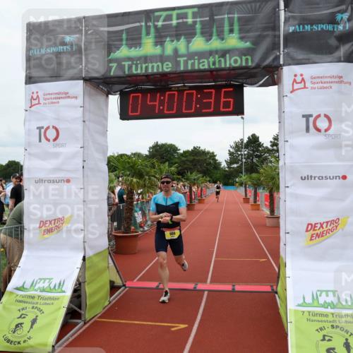 15.06.2025 - 7 Türme Triathlon Michael Strokosch http://msf.ph/oto/7972154 15.06.2025 14:00:36 Ziel 986, 1132, 1143 meine-sportfotos.de