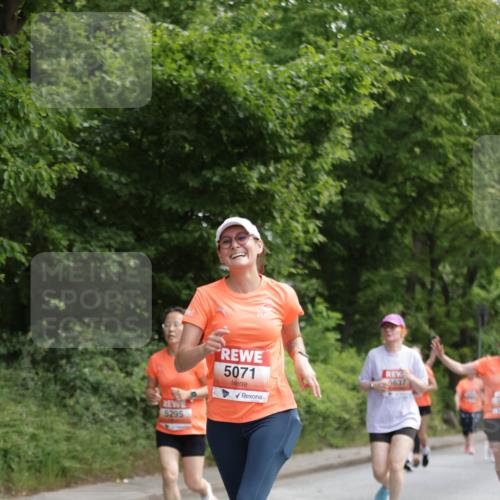 15.06.2025 - REWE Women's Run Jannik Wohlers http://msf.ph/oto/7972157 15.06.2025 10:06:48 Laufen 5295, 5071 meine-sportfotos.de